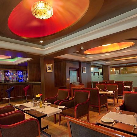 Mayur Aaditya Resort Дарвад Екстериор снимка
